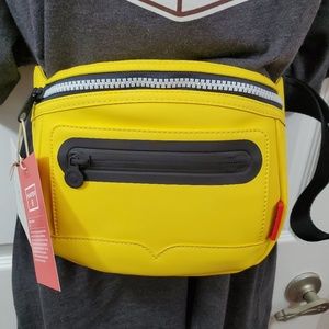Hunter for Target Yellow fanny pack cross body bag